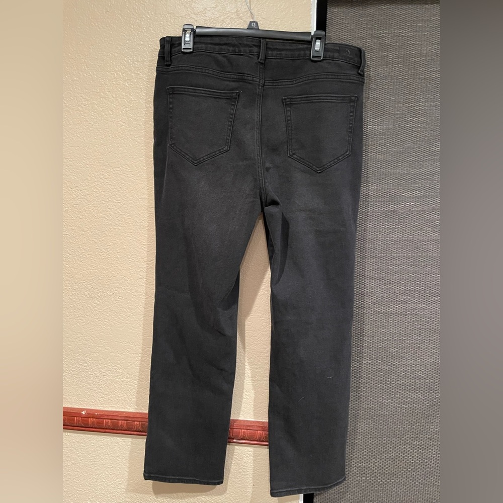 Jordache Straight High Rise - Picture 6 of 10
